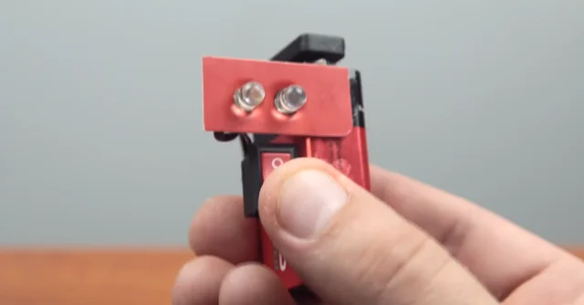 cách làm đèn led chạy bằng pin