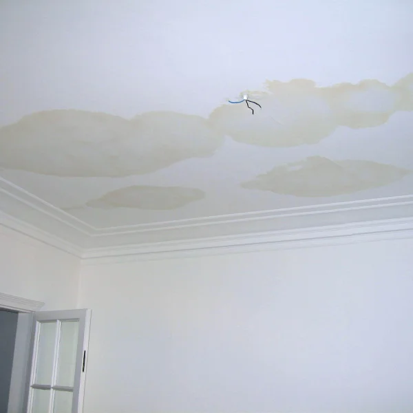 Trần thạch cao bị thấm: Dấu hiệu nhận biết và cách xử lý đúng kỹ thuật