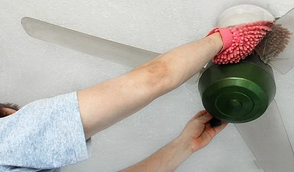 quat-tran-quay-cham-1