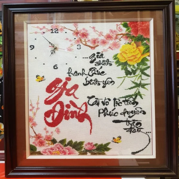 vat-dung-trang-tri-phong-ngu-33-600-x-600-1638086877