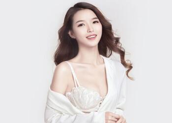 Nâng ngực nội soi là gì? Nâng ngực nội soi là như thế nào?