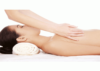 Bí quyết chăm sóc da ngực đúng cách