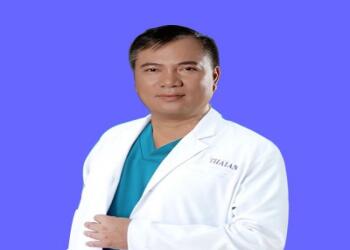 Chất liệu nâng mũi lỏng lẻo - nhân 1 ca thay sống mũi sau nâng mũi 20 năm tại TMV Thái An