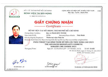 Bs Tuynh tham gia đào tạo nâng mũi cấu trúc nâng cao