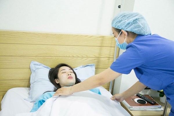 Hướng dẫn chăm sóc sau hút mỡ