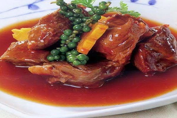 Cach-lam-thit-kho-03