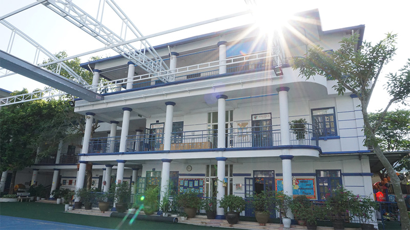 Cư dân nhí tại The Flame Vine và The Wisteria dễ dàng đi bộ đi học tại trường Archimedes Academy nội khu Hinode Royal Park, giúp giảm áp lực đưa đón và đảm bảo an toàn tuyệt đối cho trẻ.