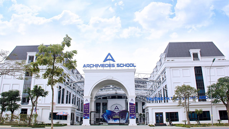 Cơ sở vật chất hiện đại của trường liên cấp Archimedes Academy trong nội khu Hinode Royal Park, cách căn hộ The Flame Vine chỉ vài phút đi bộ.