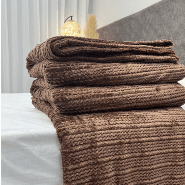 lasante-diamond-437-gsm-2-layer-autumn-blanket