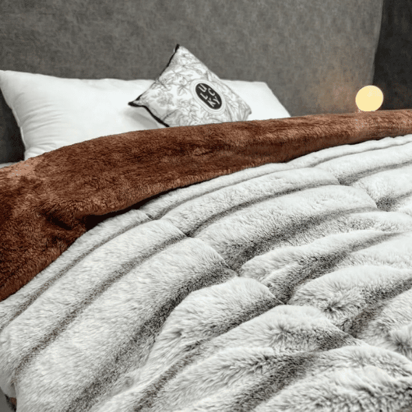 Lasante Celine Luxury Fox Fur Blanket 3