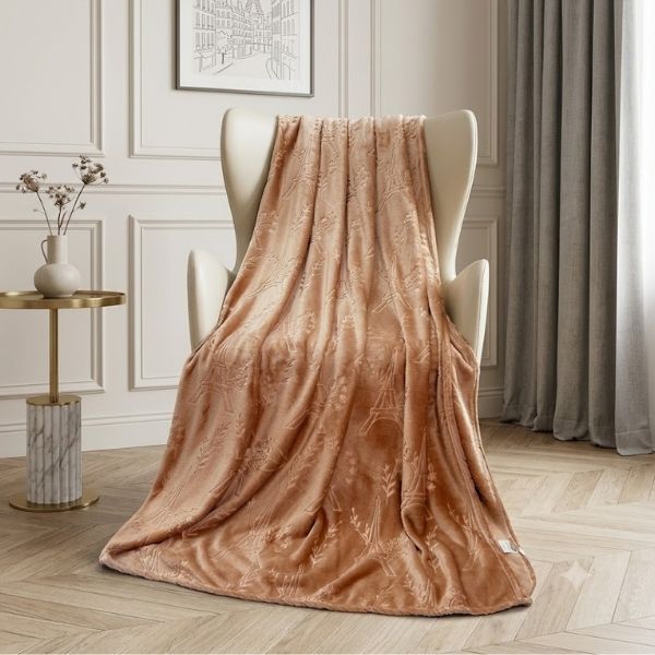 premium-embossed-velvet-blanket-280gsm 2