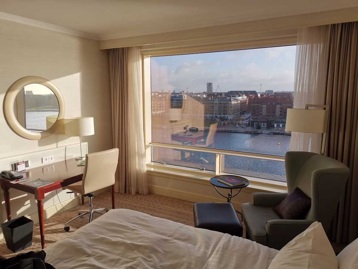Deluxe Suite - 3