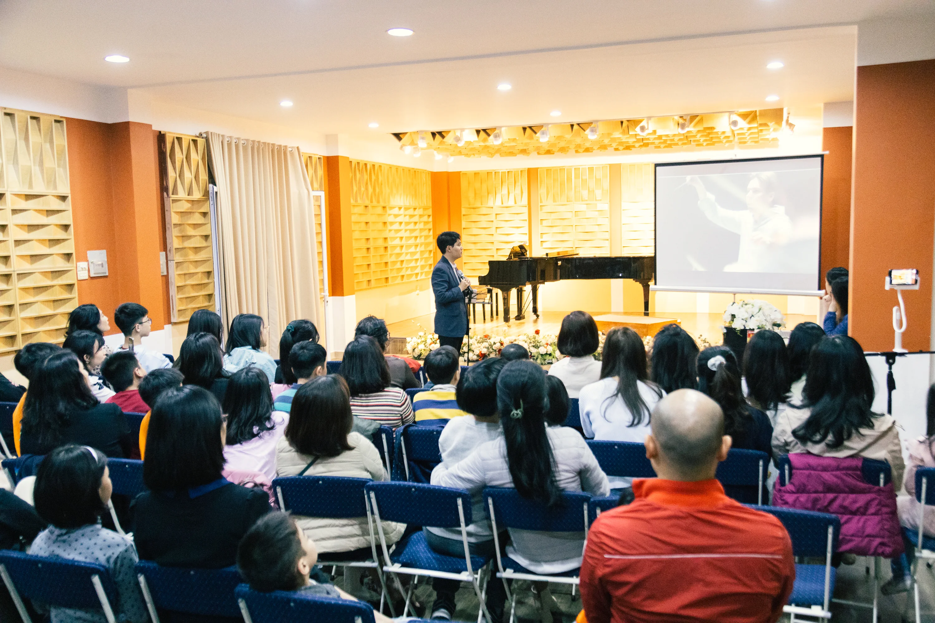 73ddb02385e40aba53f5-1