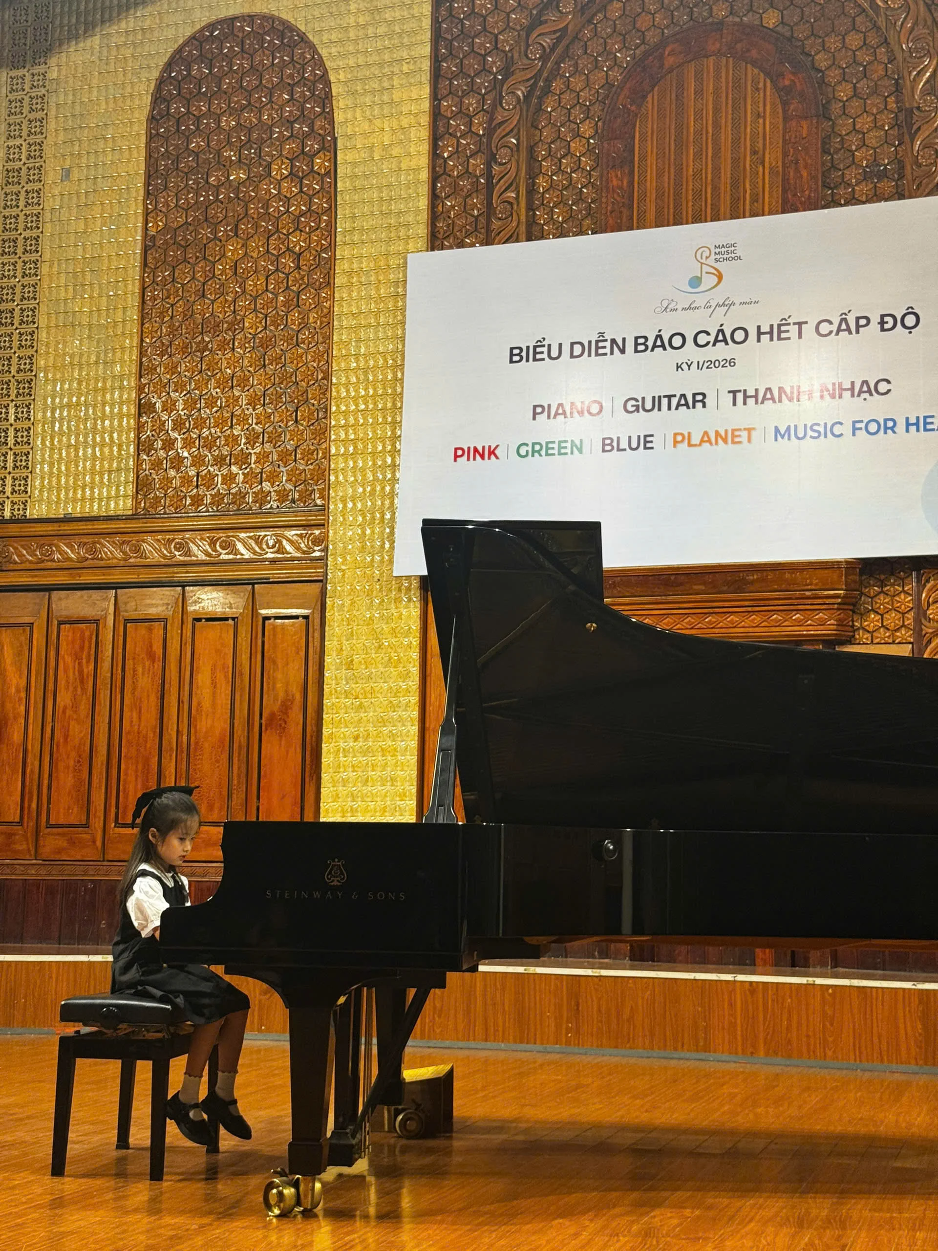 gen-h-z7759482337851-8ba768e0d23ba0e3031354f3e3520550-2