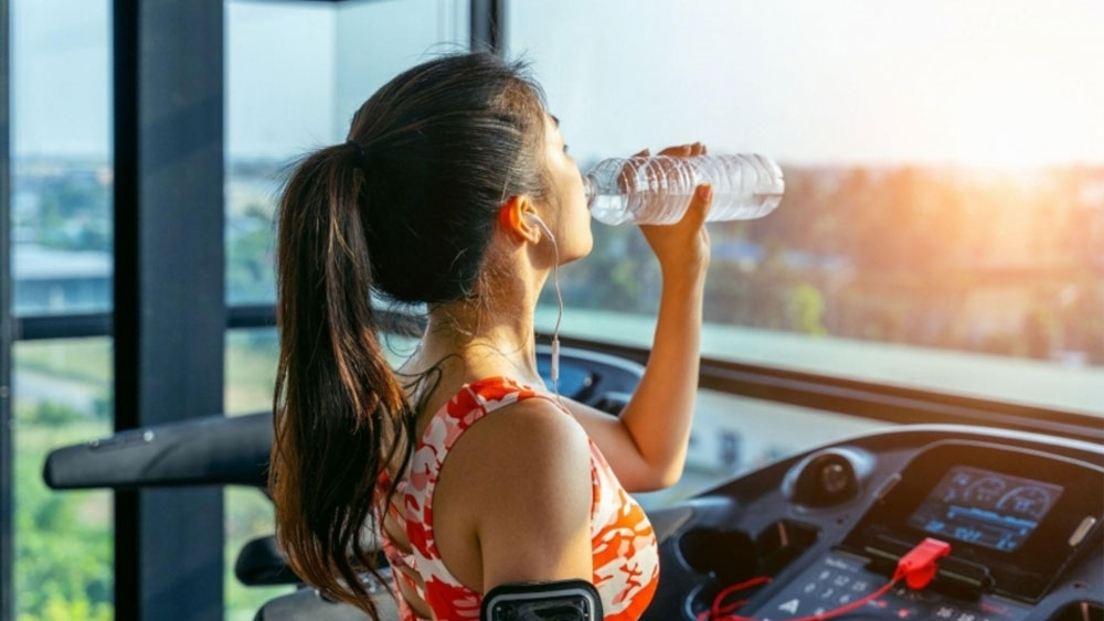 Những sai lầm thường gặp khi bù nước của dân thể thao