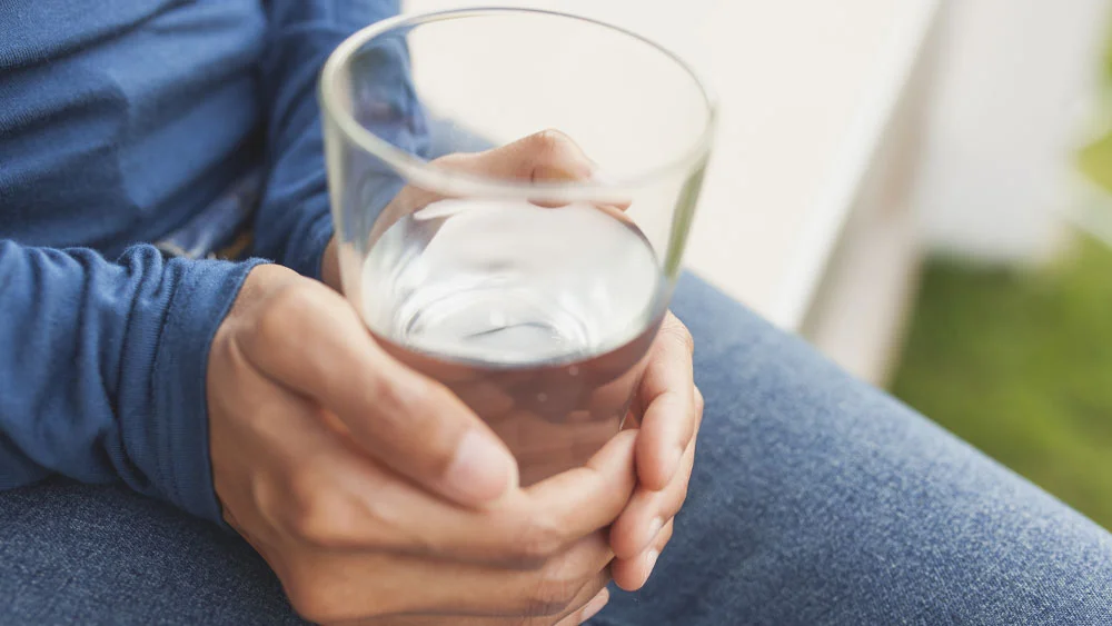 Uống nước lọc nhiều có tốt không? Cách uống nước lọc để khỏe mạnh