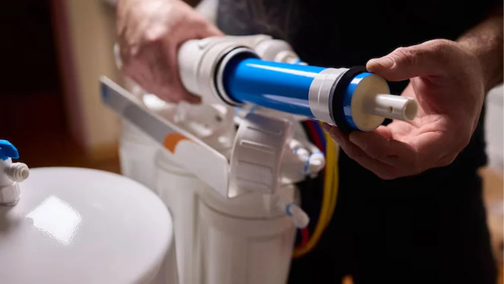 Cách thay lõi lọc nước số 4 - lõi RO chỉ mất 10 phút, ai cũng làm được