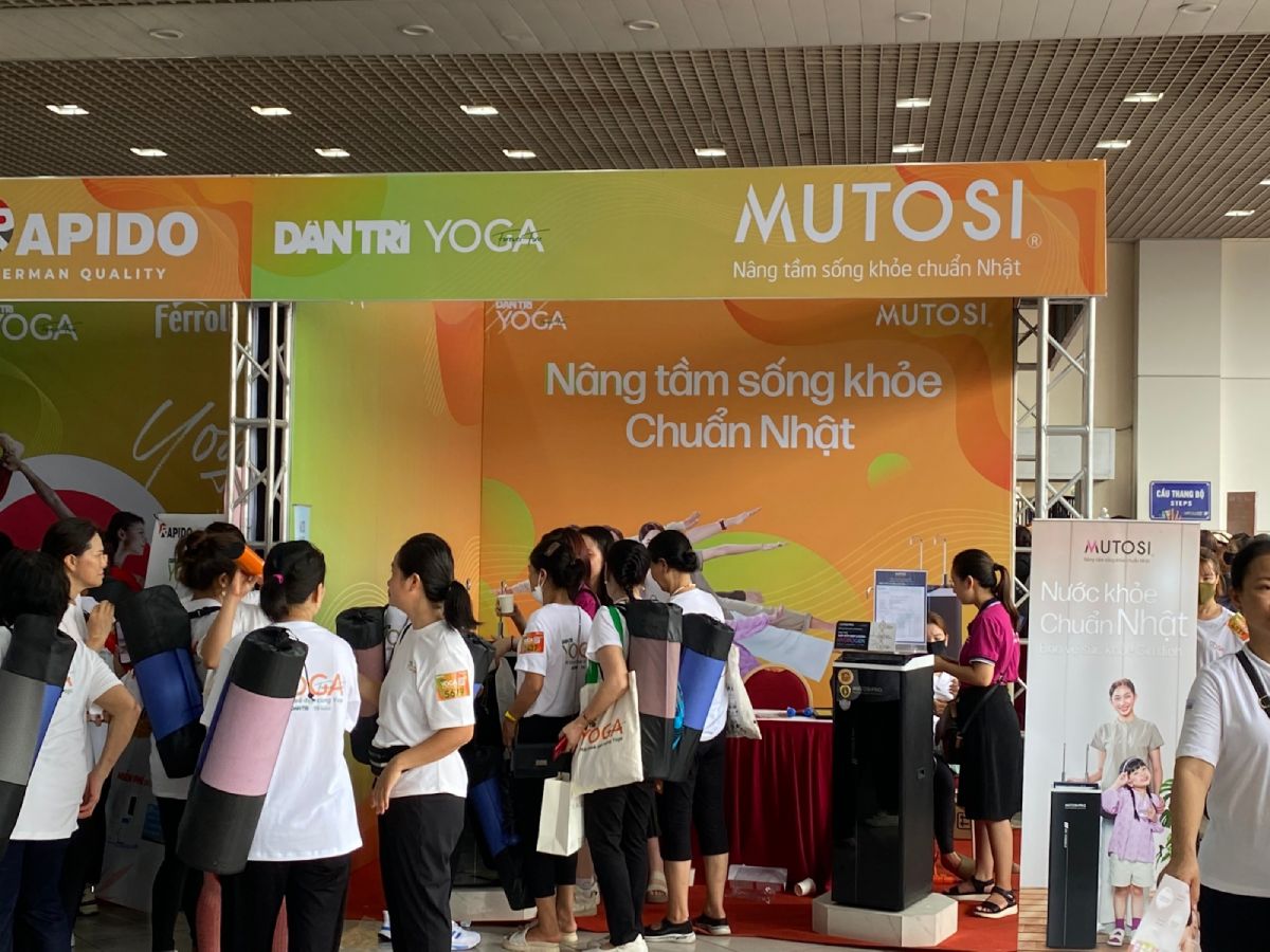 Mutosi đồng hành sống khỏe cùng 5000 Yogi tại ngày hội Xác lập kỷ lục Yoga Việt Nam cùng báo Điện tử Dân Trí