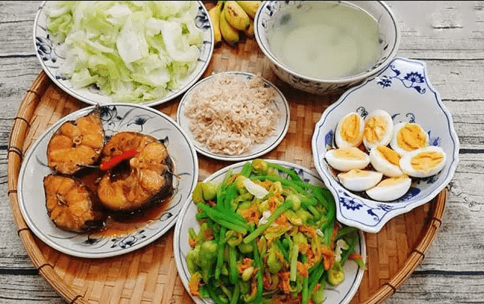 2-nuoc-ion-kiem-lam-mon-an-them-tron-vi