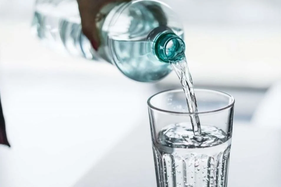 Nước kiềm đóng chai