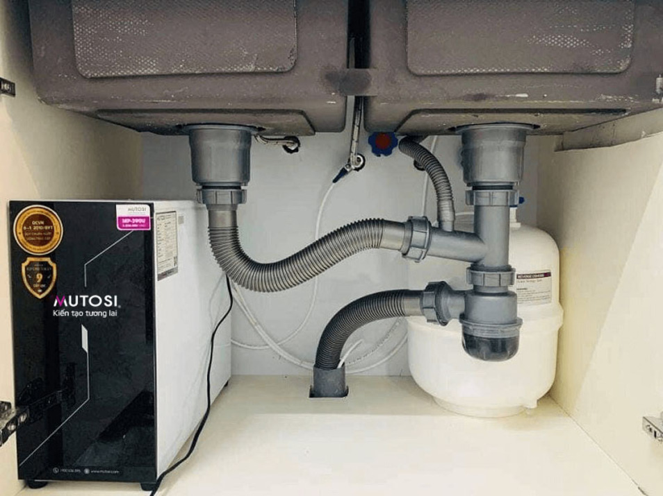 bo-loc-nuoc-mini-co-vo-giup-tang-su-sang-trong-va-tinh-tham-my-cho-khong-gian