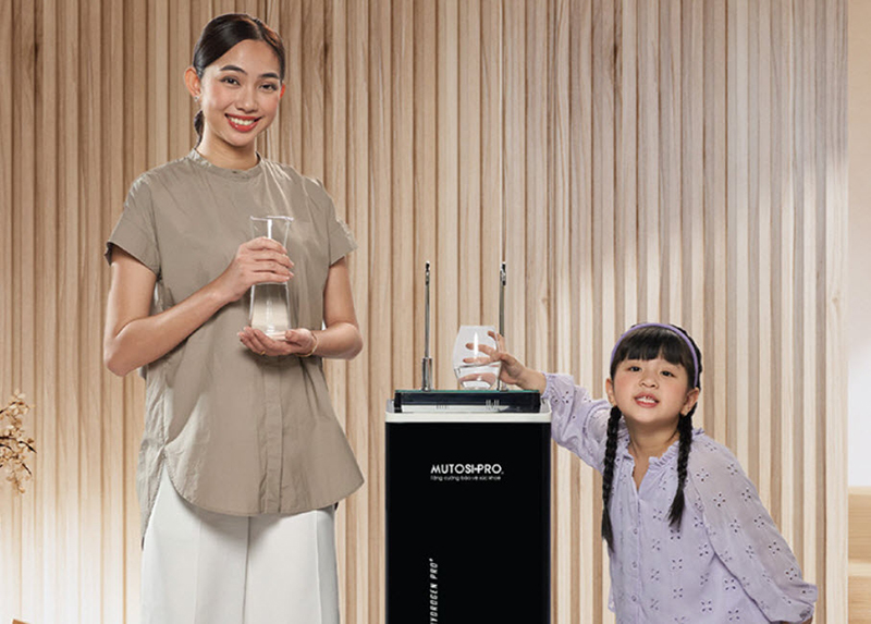 Cắm điện cho máy sử dụng cây nước nóng lạnh