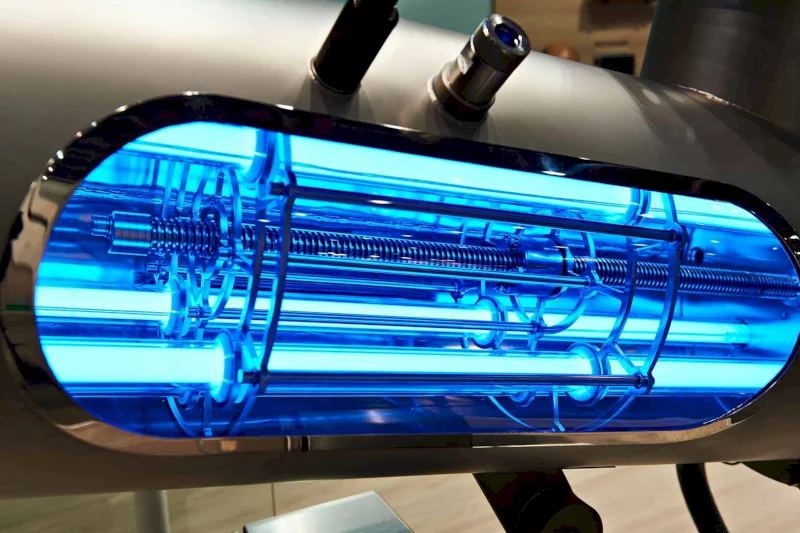 UV lamps have superior sterilization ability without using chemicals, ensuring water retains its pure taste.