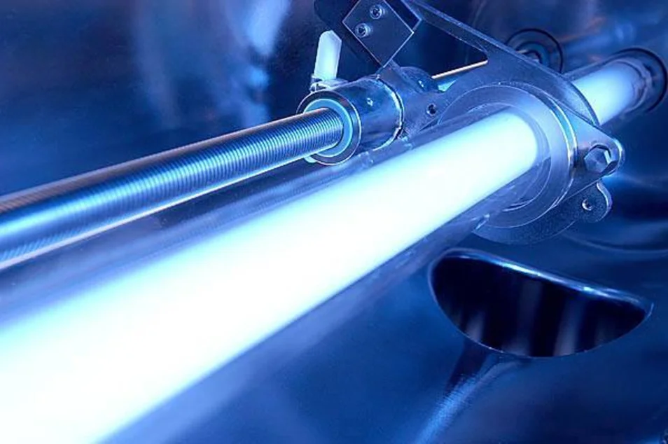 den-uv-duoc-su-dung-11