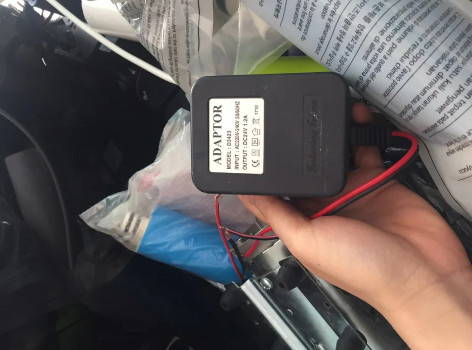 do-long-chan-giac-cam-hoac-chay-adapter