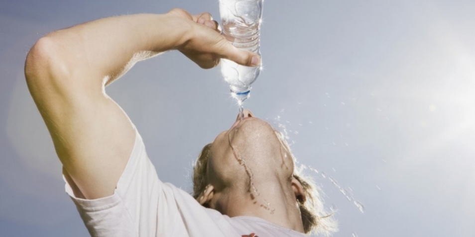 Những sai lầm thường gặp khi bù nước của dân thể thao