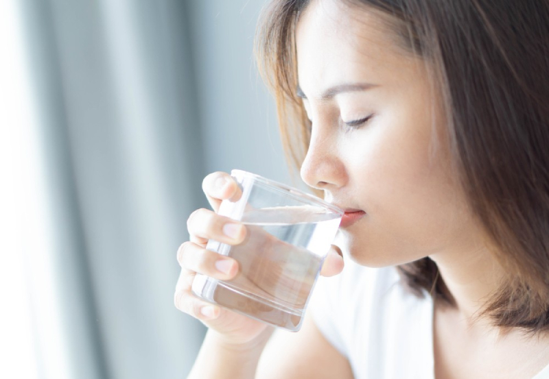 Nước tinh khiết là gì? 5+ lợi ích của nước tinh khiết với sức khỏe