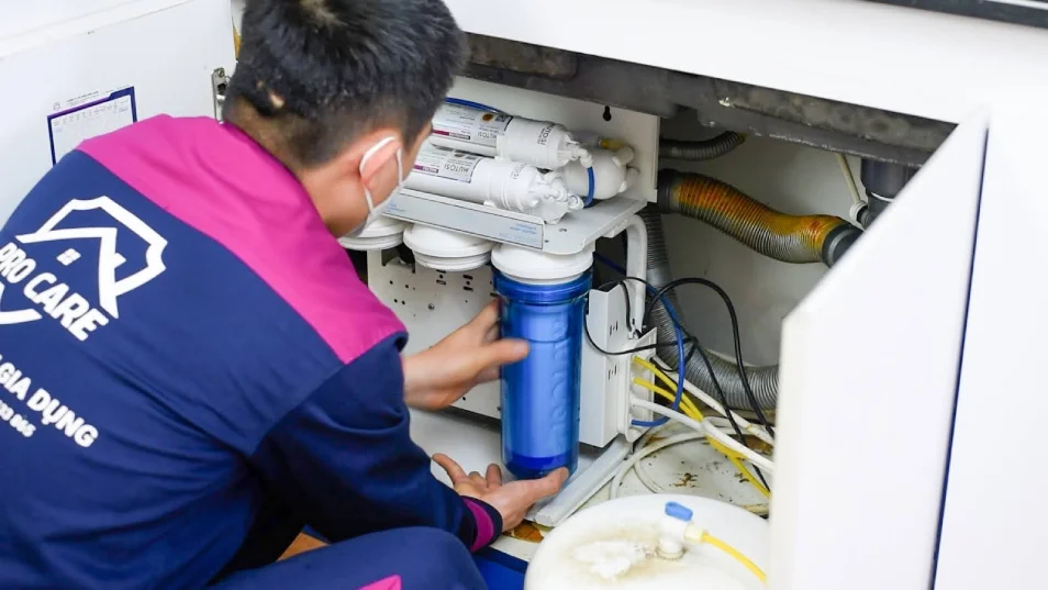 Thay lõi lọc nước thô và RO có thể khắc phục được tình trạng bình áp không có nước