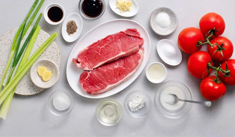 Ngày thứ 5 thanh lọc cơ thể trong 7 ngày hãy bổ sung thịt bò và cà chua