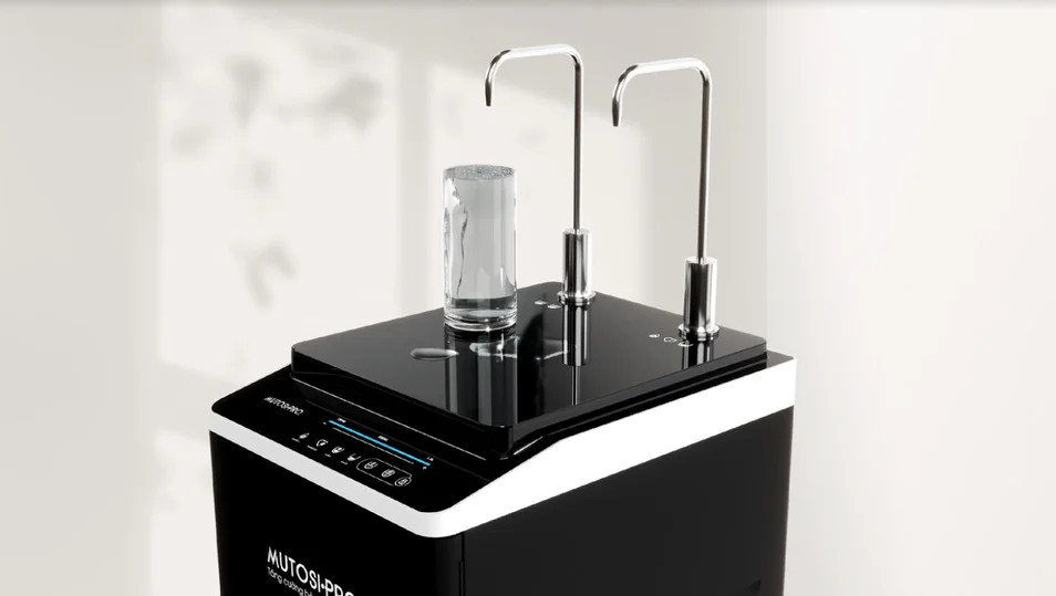 ve-sinh-nhe-nhang-ben-ngoai-may-loc-bang-mot-chiec-khan-sach-4