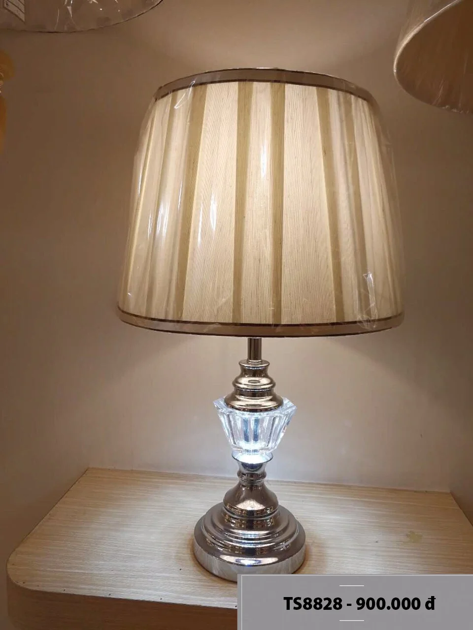 đèn bàn gốm nhập khẩu