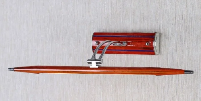 Đèn soi tranh gỗ