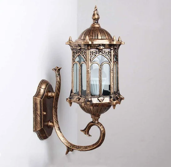 den-treo-tuong-ngoai-troi