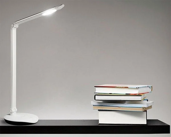 Đèn bàn LED Philips