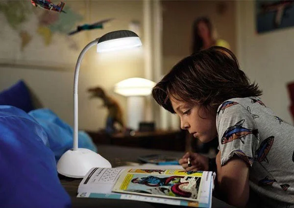 Đèn Bàn Philips Kapler LED