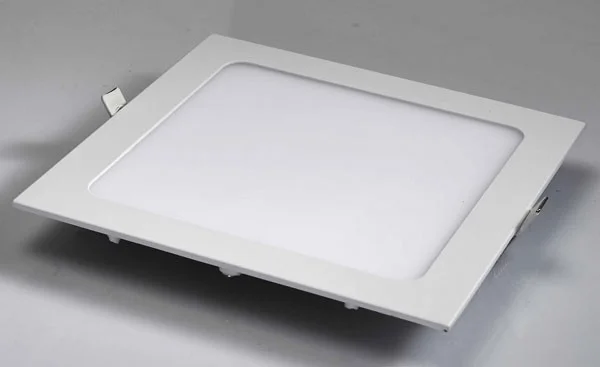 Đèn âm trần vuông 12w