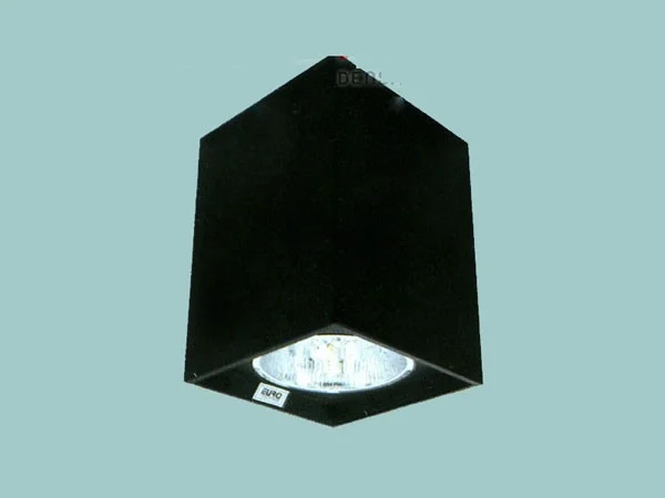 Đèn LED lon nổi vuông