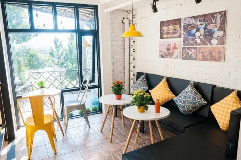Đèn để bàn quán cafe
