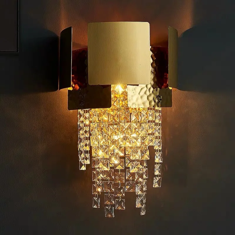 đèn treo tường phòng ngủ pha lê HTOT-10
