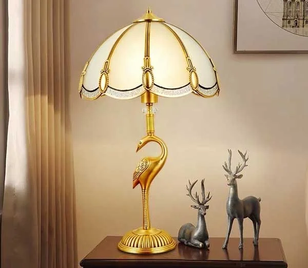 đèn trang trí nhà cổ