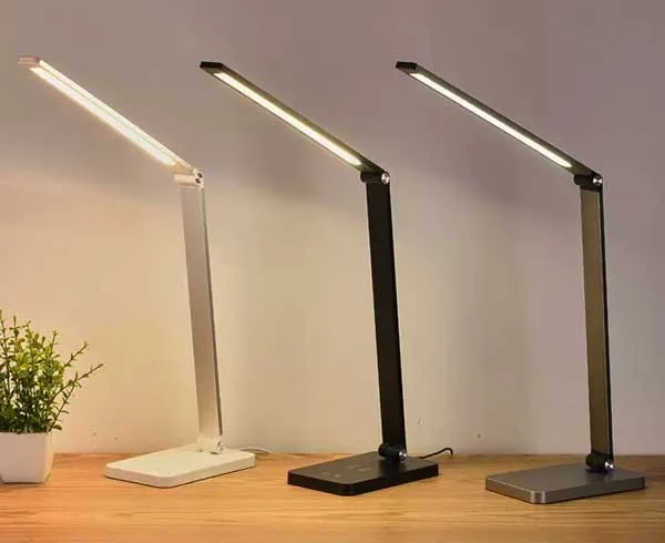 Kinh nghiệm mua đèn học cho con