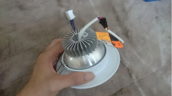 Đế tản nhiệt đèn led âm trần bằng nhôm