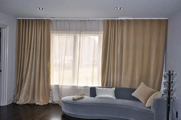 Sử dụng rèm cách nhiệt thay cho rèm vải thông thường