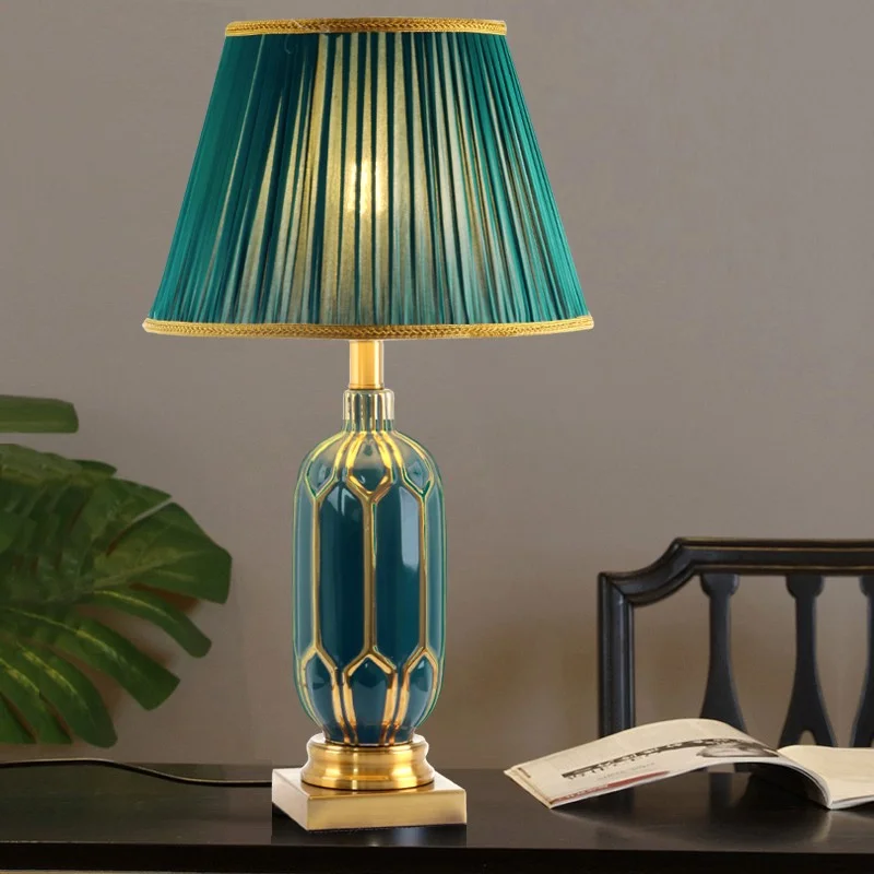Đèn bàn gốm sứ HTB-50 undefined