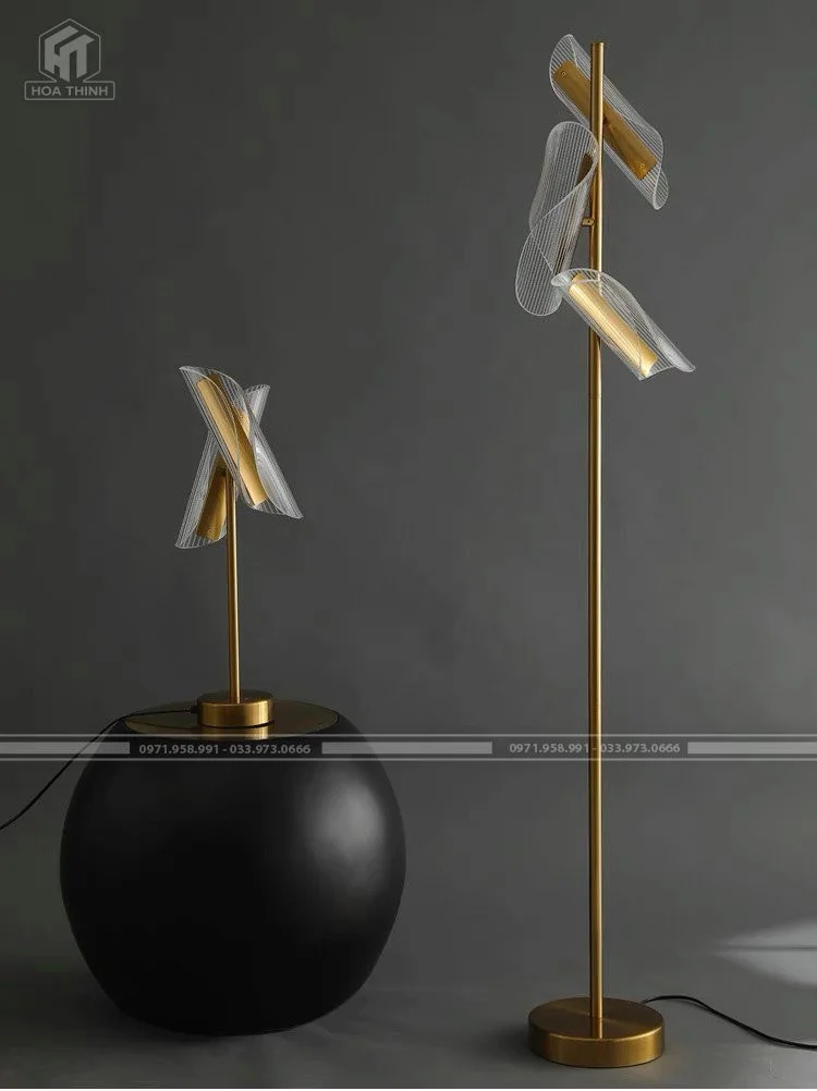 Đèn cây đứng pha lê HTC-49 undefined