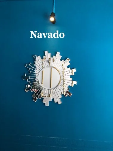 Gương trang trí bàn trang điểm Tiger